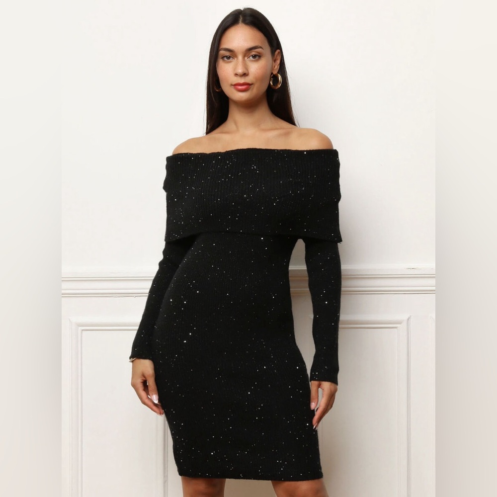 Casual yet Elegant Black Off-Shoulder Dress